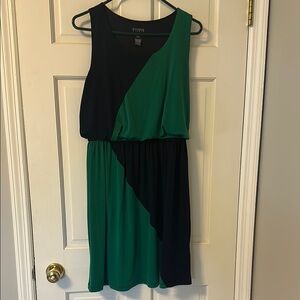 Green and Black Sleeveless Dress